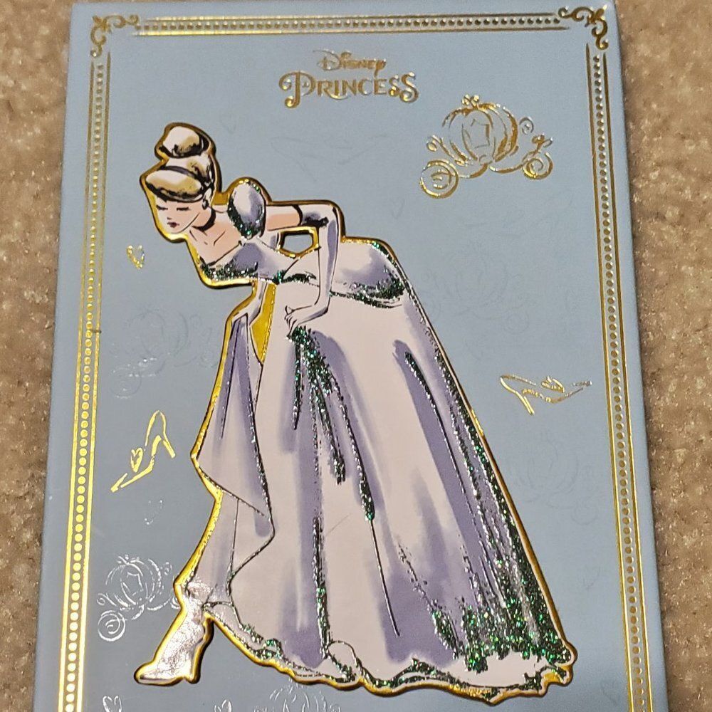Disney Princess Eyeshadow Palette- Cinderella ❤❤
